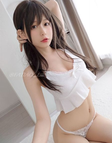 成人色买女人的不雅视频_720免费播放